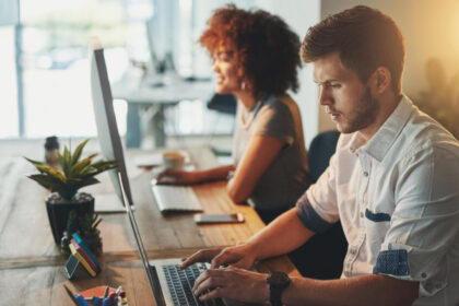Portage salarial pour les freelances IT : la protection sociale sans sacrifier l'indépendance
