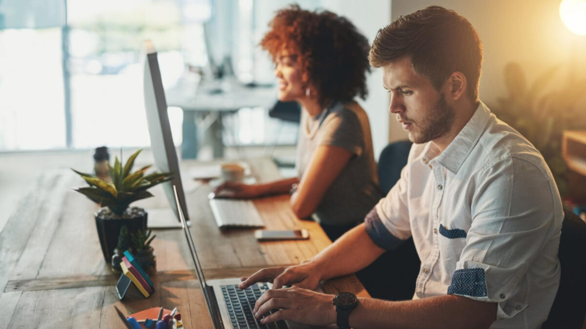 Portage salarial pour les freelances IT : la protection sociale sans sacrifier l'indépendance